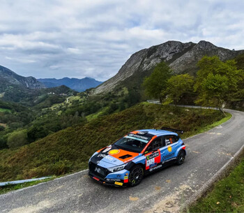Arnau Bartés inicia su carrera como piloto oficial de Hyundai en el S-CER