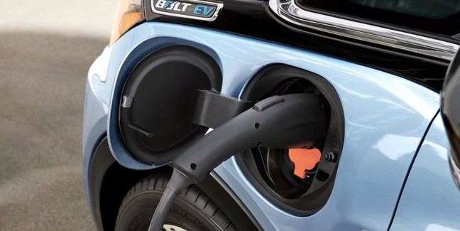 Caen las ventas de vehículos electrificados en noviembre: 11.458 unidades vendidas