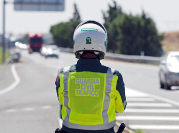 Nueva campaña de la DGT para reducir distracciones al conducir