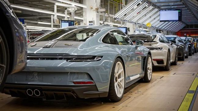 Porsche combina alta tecnología y artesanía en la creación de sus modelos exclusivos del 911