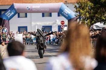 Más de 10.000 asistentes acuden a los BMW Motorrad Days en Peñíscola