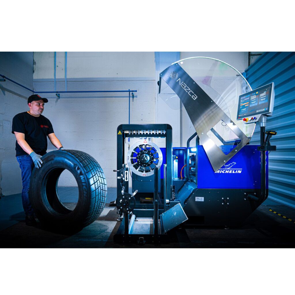 Michelin lanza NAZCA, una máquina automatizada para mejorar el reesculturado de neumáticos